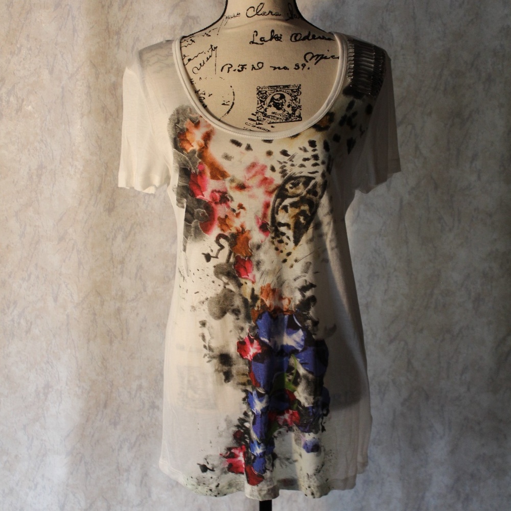 Buffalo, Soft T-Shirt with Metallic Details. S